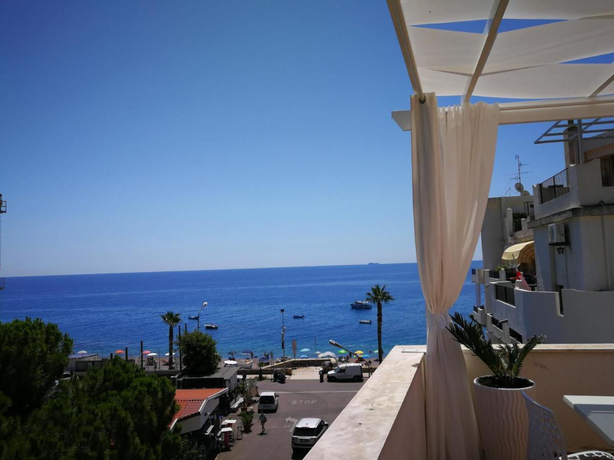 Frühstückspension Il Mare Degli Dei Letojanni